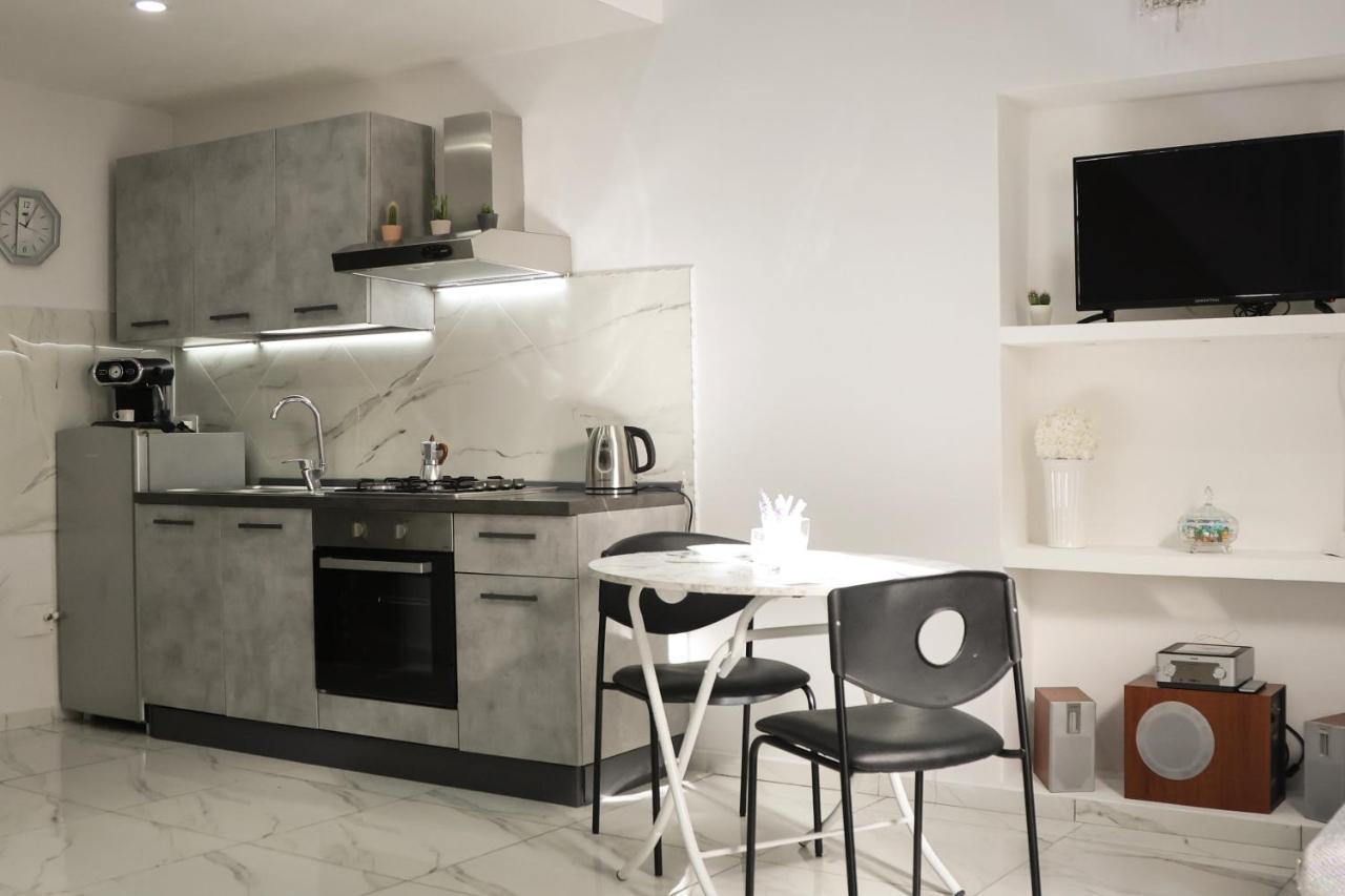 Modern By Sasy In The City Centre Neapol Zewnętrze zdjęcie